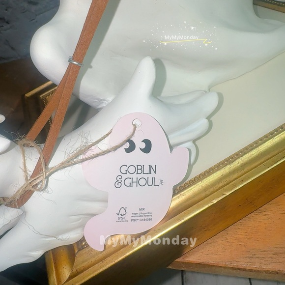 Halloween Goblin & Ghoul Flying Ghost Walking Dog - Picture 7 of 7